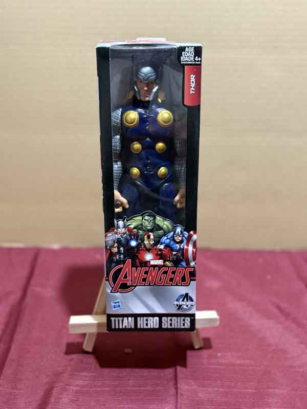 figures- thor 12 inch