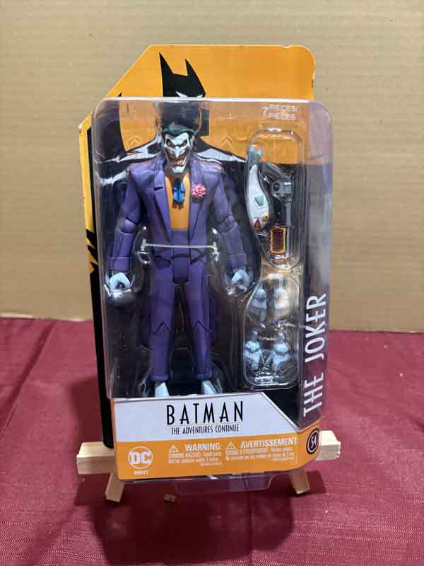 figures- the joker , batman the adventure continue