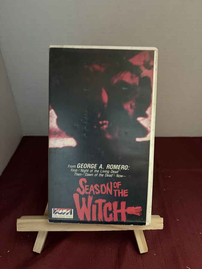 vhs- the SEASON OF THE WITCH 1973