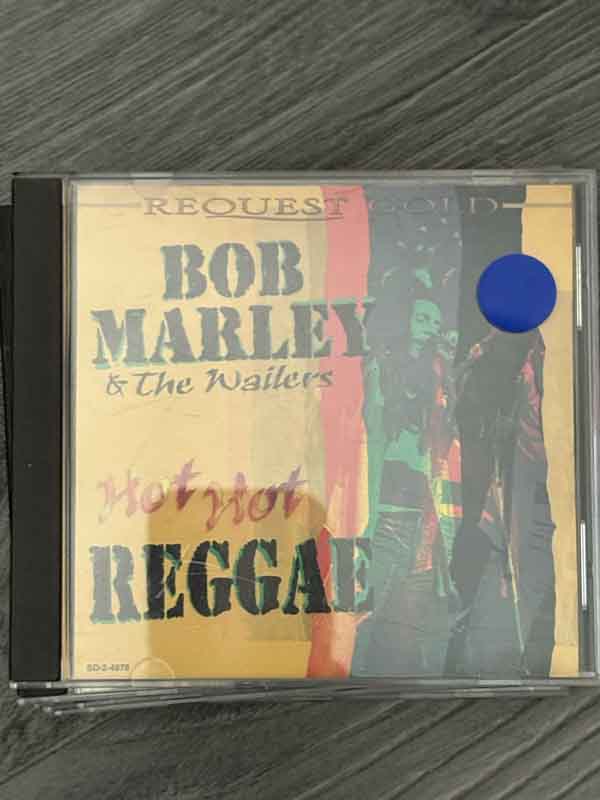 cd- Bob Marley And The Wailers : Hot Hot Reggae 1995