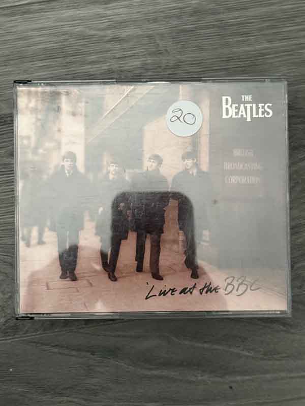 cd- the beatles : live at the bbc 1994