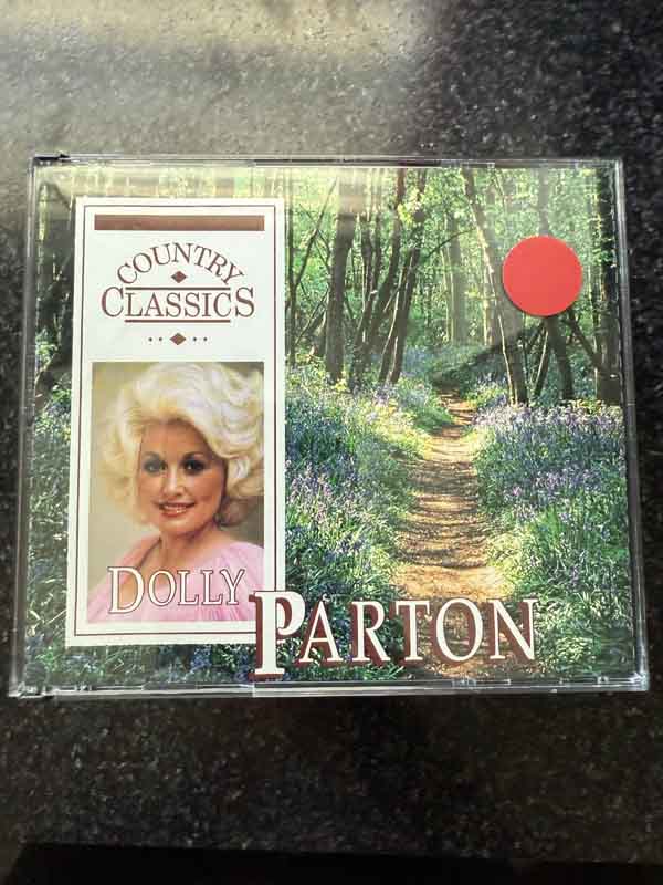 cd- dolly parton : country classics (readers digest)