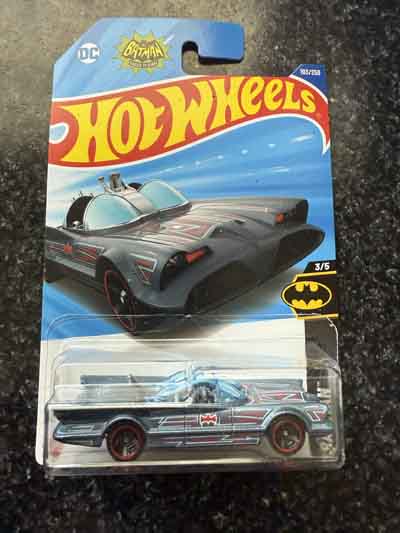 others- Hot Wheels 2017 3/5 Série TV 1966 Batmobile silver 118/250