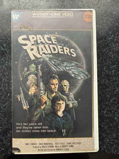 vhs – space raiders (1983)