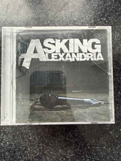 cd – Asking Alexandria : Stand Up and Scream (2009)