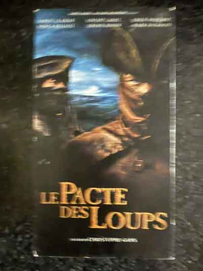 vhs – le pacte des loups (2001)
