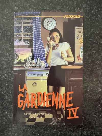 BOOK – FRISSONS – LA GARDIENNE IV (56) – RARE