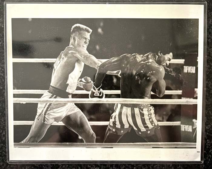 lobby card – Carl Weathers Dolph Lundgren boxing Rocky IV 1985