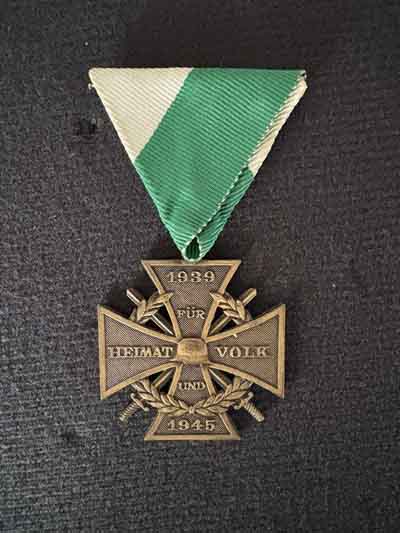 Austrian Honor Cross 1939–1945 – “Ehrenkreuz für Heimat und Volk”