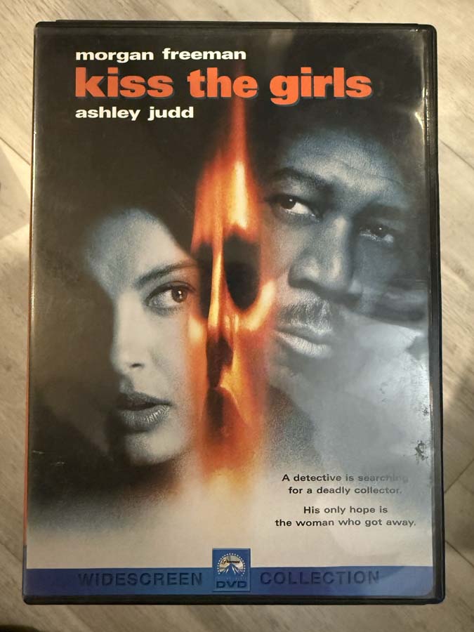 dvd – kiss the girls (1997)