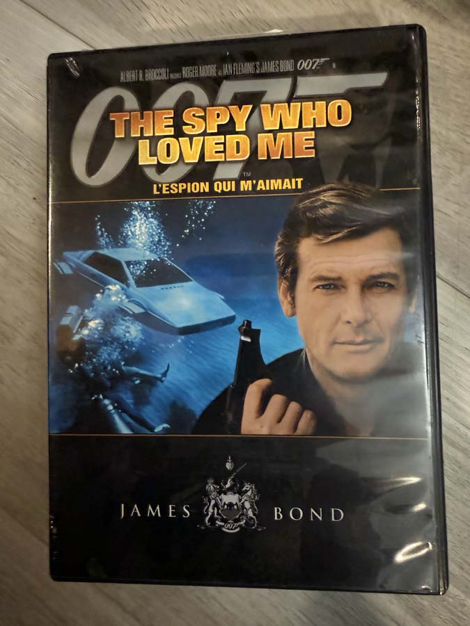 dvd – the spy who loved me (1977)
