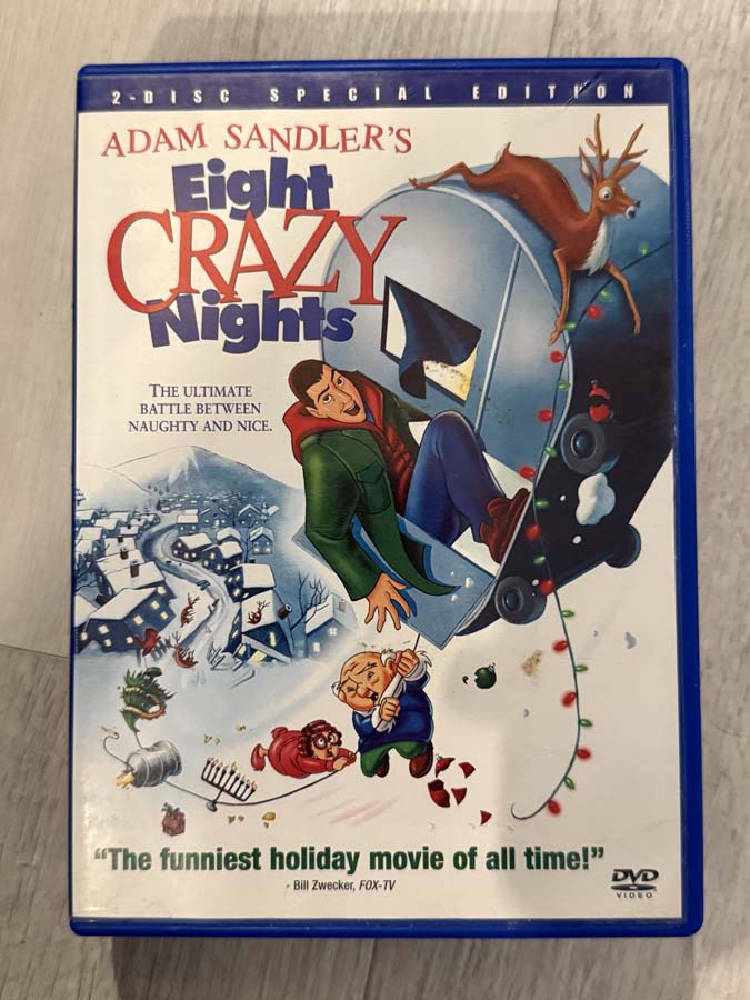 dvd – eight crazy nights (2002)