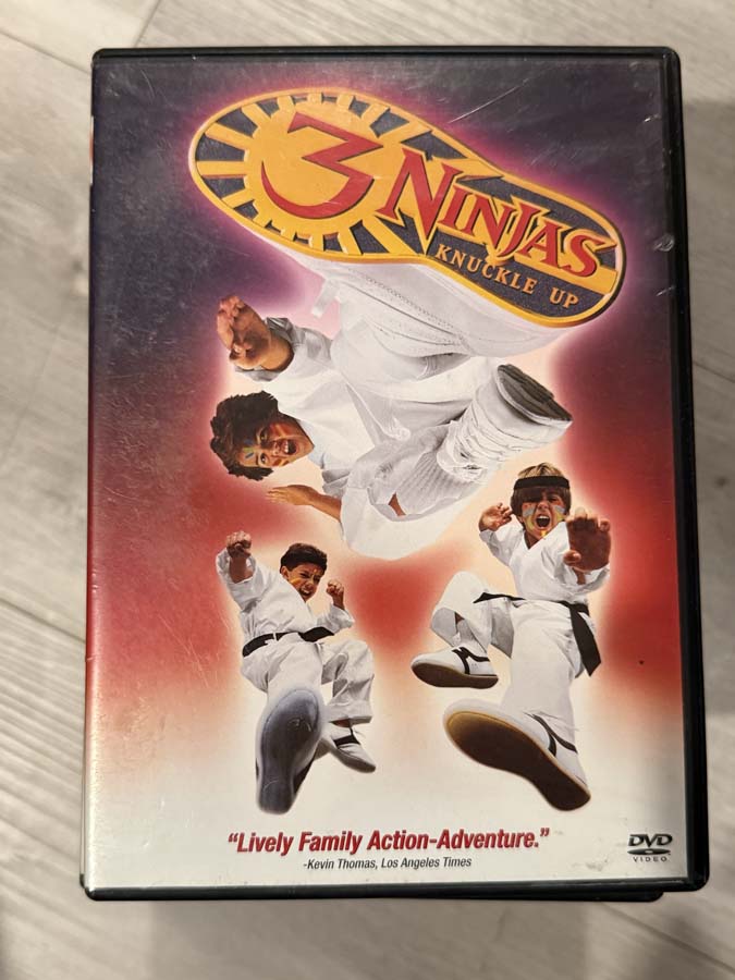 dvd – 3 Ninjas Knuckle Up (1995)