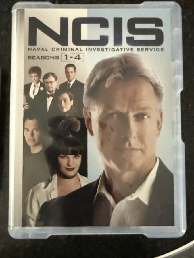 dvd – NCIS: Naval Criminal Investigative Service: Seasons 1-4