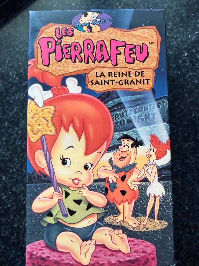 vhs – les pierrafeu : la reine de saint granit