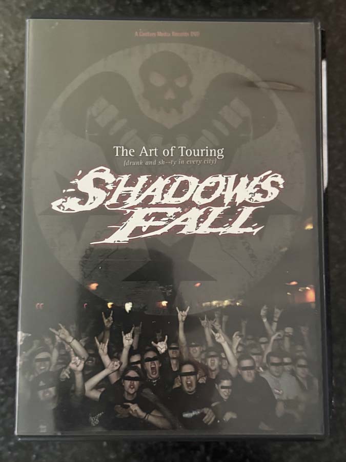 dvd – Shadows Fall : the Art of Touring (2005)