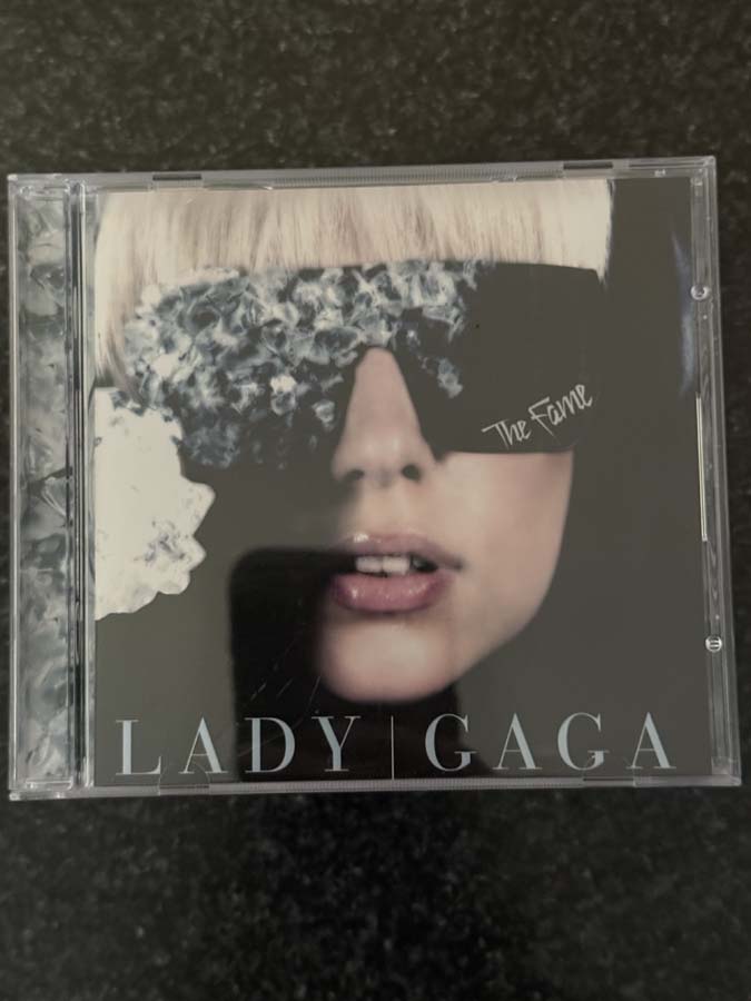 cd – Lady Gaga : The Fame (2008)